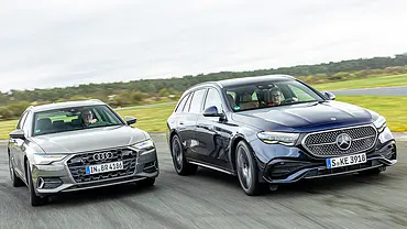 Audi A6 Avant/Mercedes E-Klasse T-Modell; fahrend von vorne - Foto: Frank Ratering