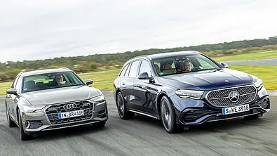 Audi A6 Avant/Mercedes E-Klasse T-Modell; fahrend von vorne - Foto: Frank Ratering