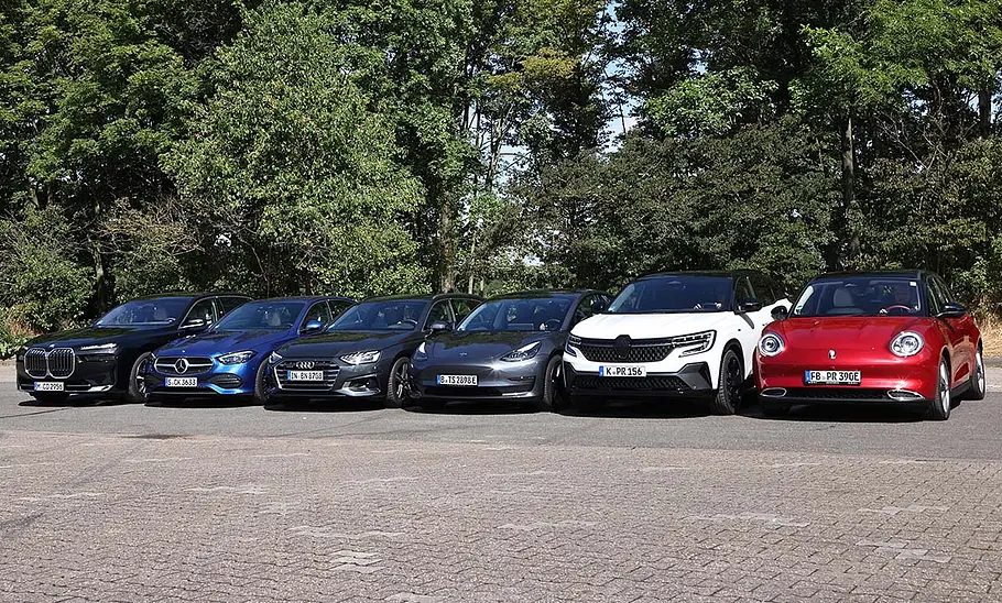 BMW 7er/Mercedes C-Klasse/Audi A4/Tesla Model 3/Renault Austral/Ora Funky Cat BMW 7er/Mercedes C-Klasse/Audi A4/Tesla Model 3/Renault Austral/Ora Funky Cat