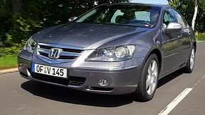 Luxus in Hochform - Honda Legend 3.5 V6 SH-AWD
