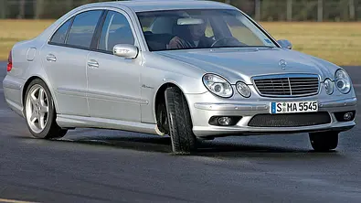 Mercedes E 55 AMG