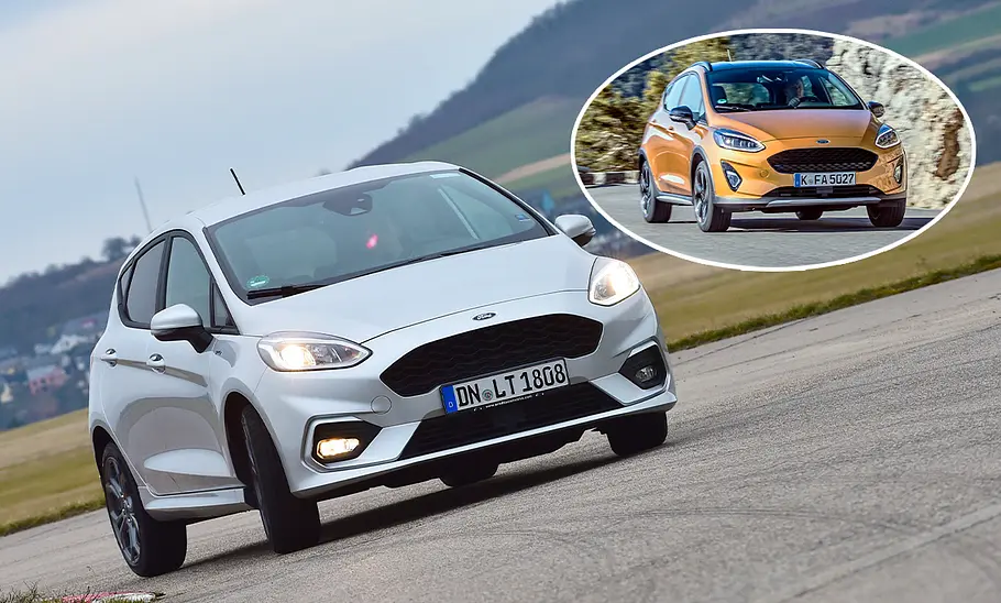 Eine Collage zeigt Ford Fiesta und Ford Fiesta Active, die auf einer Rennstrecke beziehungsweise einer Straße fahren.