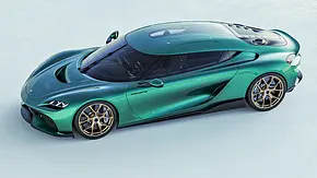 Der Koenigsegg Gemera (2024) stehend von schräg vorne. - Foto: Koenigsegg