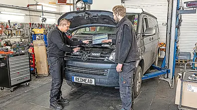 Motor-Check-Up - Foto: Frank Ratering
