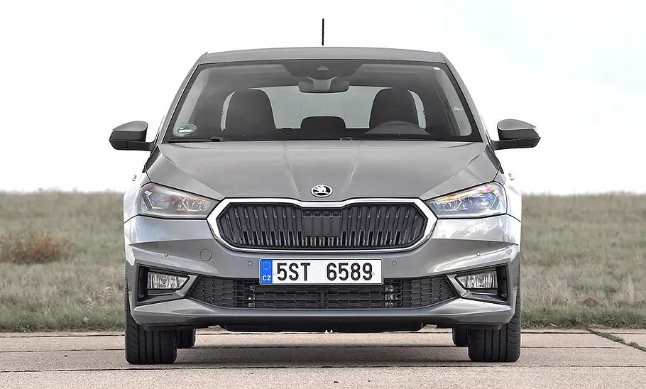 Skoda Fabia (2021) Der Skoda Fabia (2021) statisch von vorne fotografiert