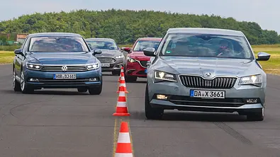 Skoda Superb Ford Mondeo Mazda 6 VW Passat Mittelklasse Vergleichstest - Foto: Daniela Loof