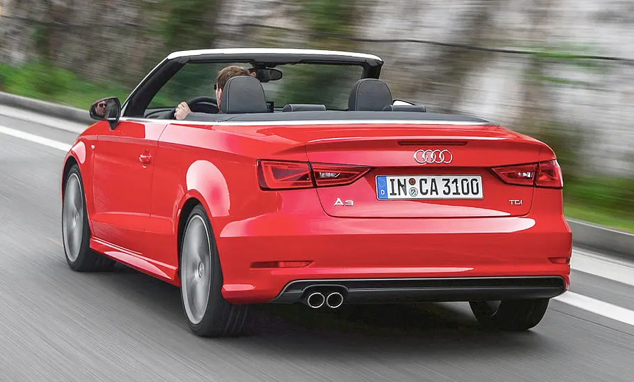 Audi A3 Cabriolet (2014) Audi A3 Cabriolet (2014); fahrend von hinten links