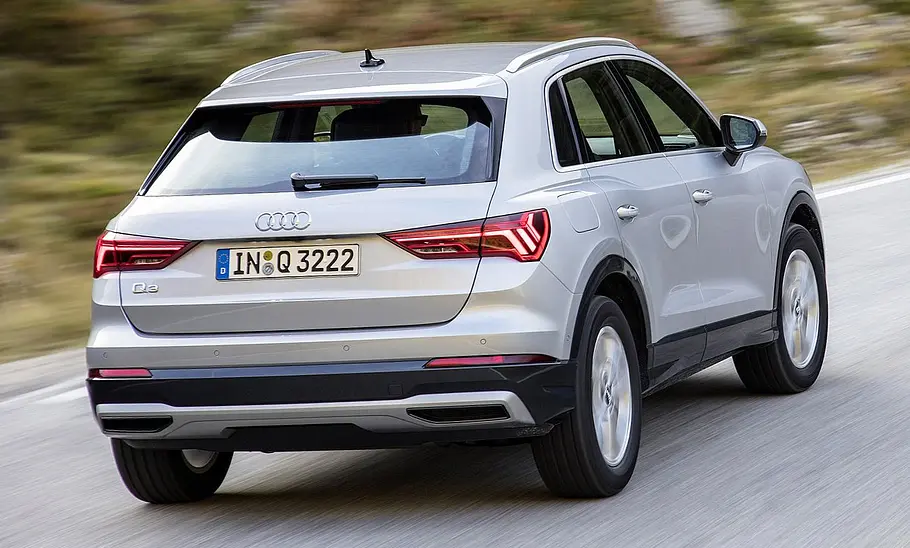 Audi Q3 (2019) Audi Q3 (2019)