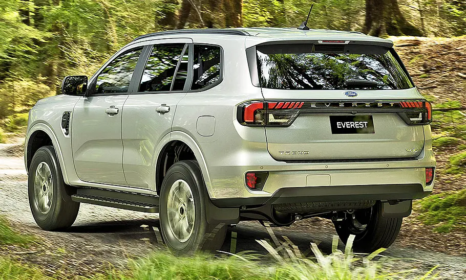 Ford Everest (2022) Ford Everest (2022)