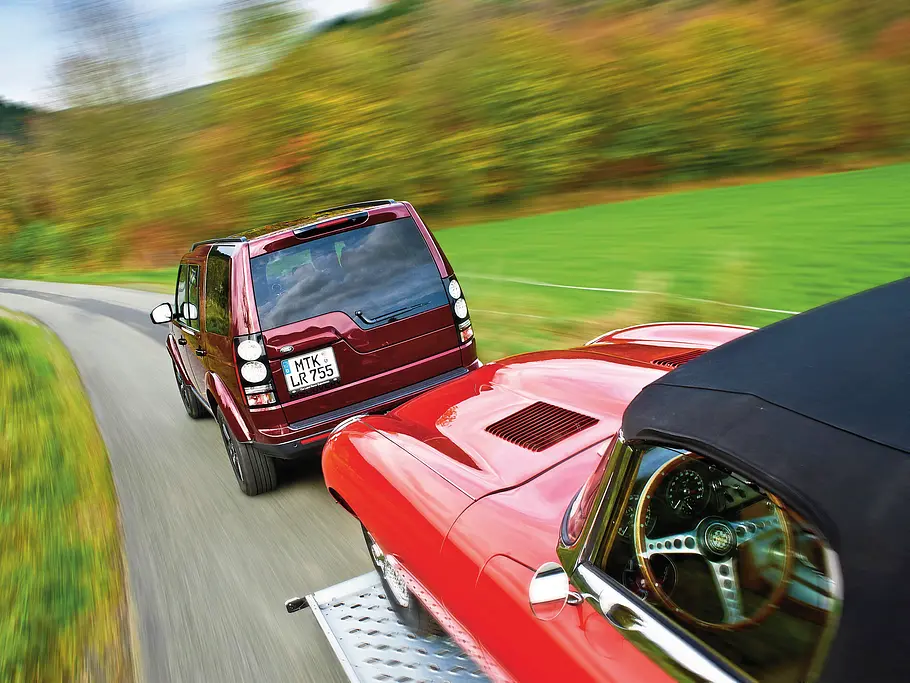 Land Rover Discovery SDV6 Land Rover Discovery 4 2015 Zugfahrzeug SUV Diesel Sechszylinder Jaguar E-Type Test