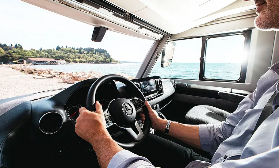 Adria Supersonic 780 SL (2023) Innnenraum Cockpit