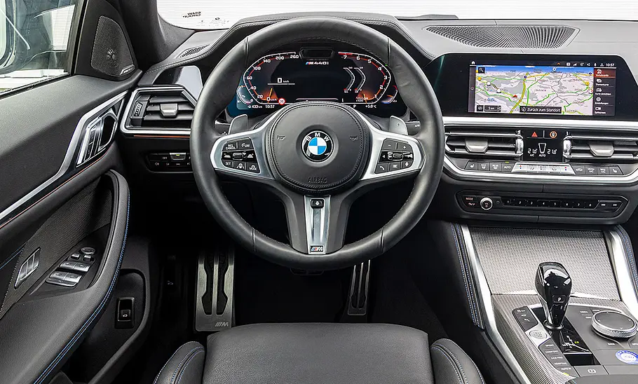 BMW M440i