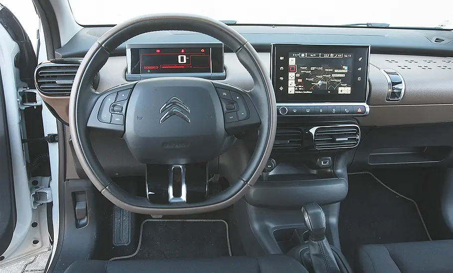 Das Cockpit des Citroën C4 Cactus (2014).