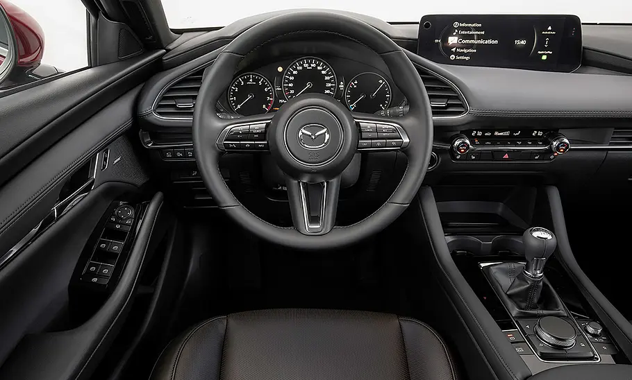 Mazda3 (2019) Das Cockpit des Mazda3 (2019), vom Fahrersitz aus fotografiert