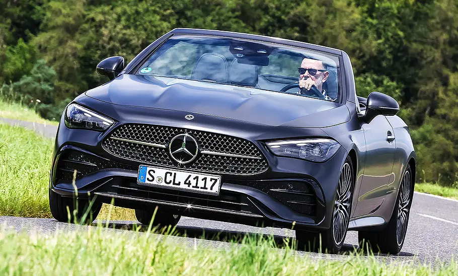 Mercedes CLE Cabriolet; Außenansicht; fahrend; Cabrio; Frontansicht