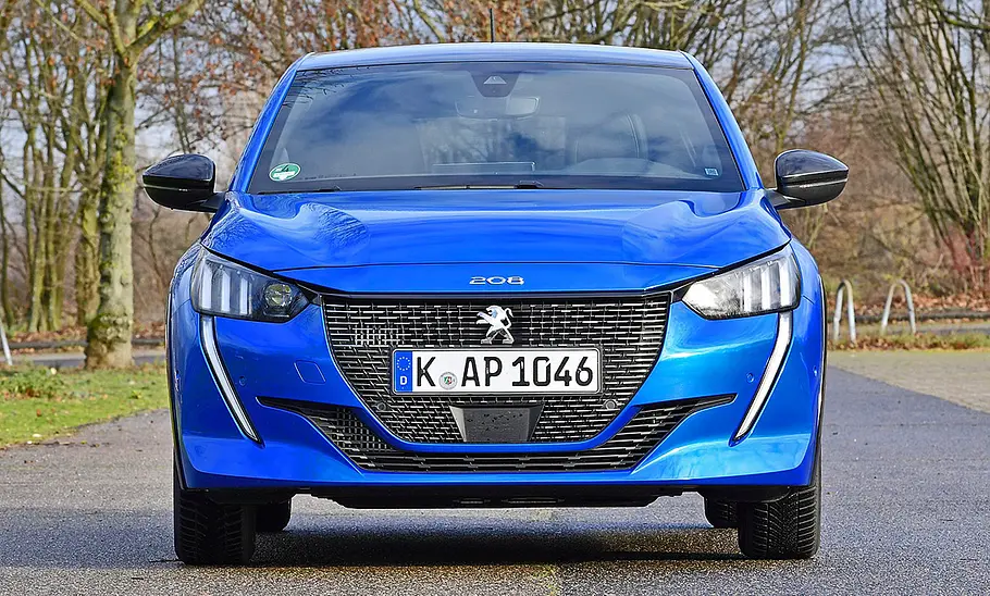 Peugeot 208 (2019) Peugeot 208 (2019) stehend, Ansicht von vorne
