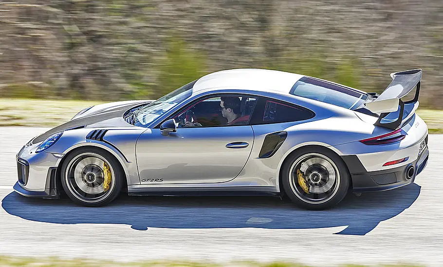 Porsche 911 GT2 RS Porsche 911 GT2 RS