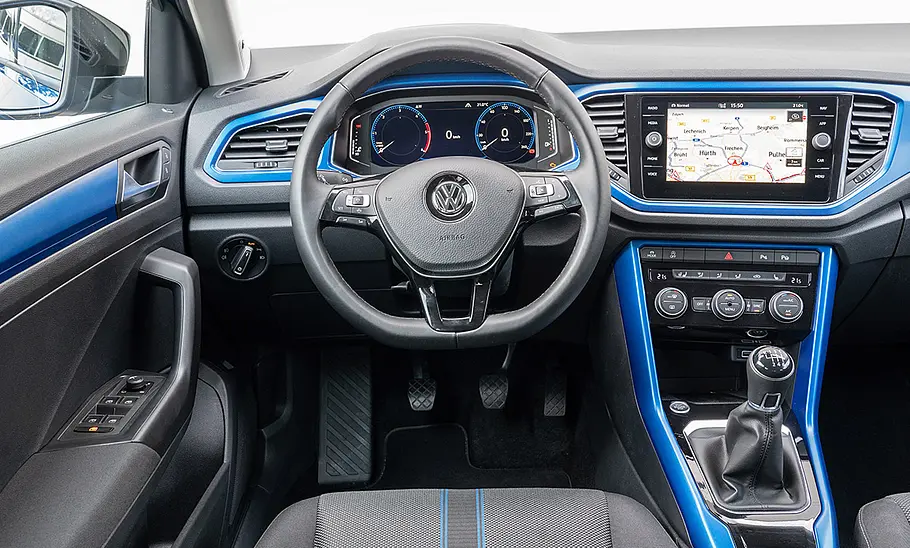 VW T-Roc (2017) Das Cockpit des VW T-Roc (2017).