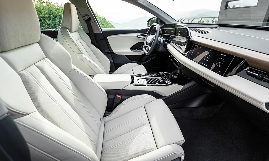 Audi Q6 e-tron (2024) Audi Q6 e-tron (2024); Vordersitze