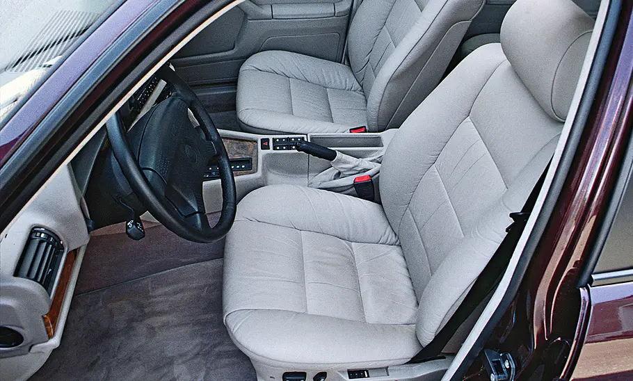 BMW 730i/740i (E32) BMW 740i Vordersitze