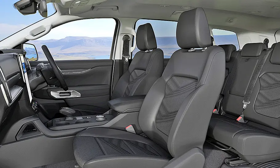 Ford Everest (2022) Ford Everest (2022)