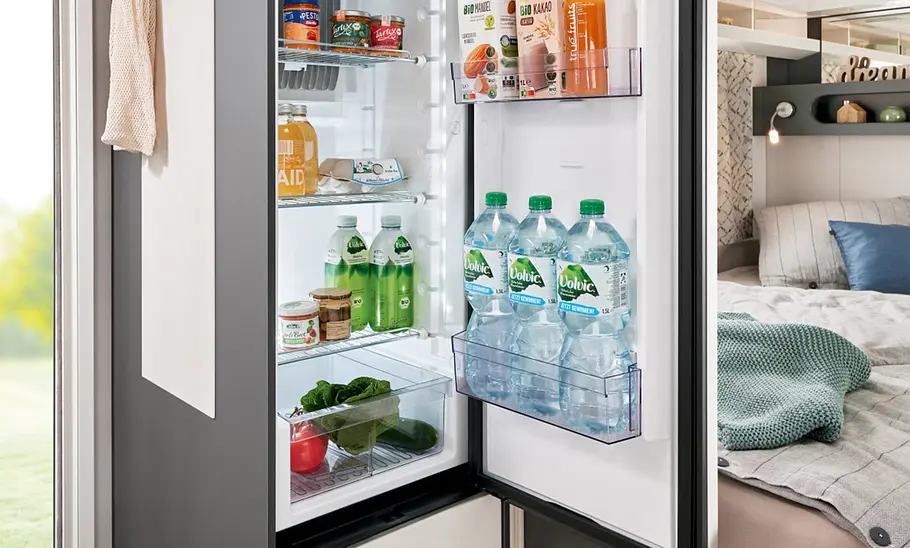 Hobby De Luxe 495 UL (2024) Kühlschrank