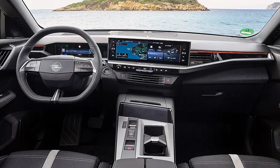 Das Cockpit des Opel Grandland.