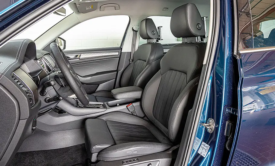 Skoda Kodiaq (2021) Die vorderen Sitze des Skoda Kodiaq (2021).