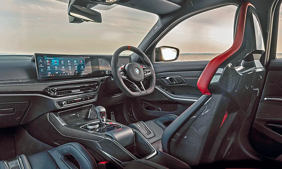 BMW M3 CS Touring (2025) Cockpit des BMW M3 CS Touring (2025).