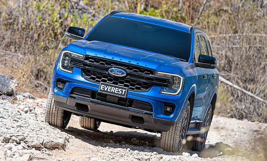 Ford Everest (2022) Ford Everest (2022)