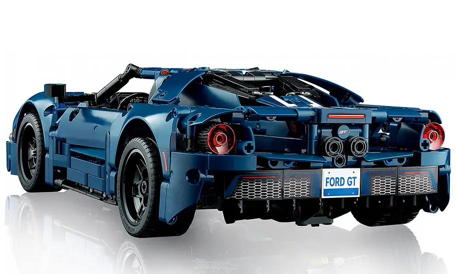 Lego Technic Ford GT Lego Technic Ford GT; stehend schräg hinten