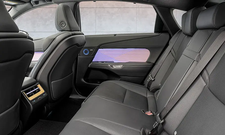 Lexus ES (2026) Die Rückbank des Lexus ES (2026).