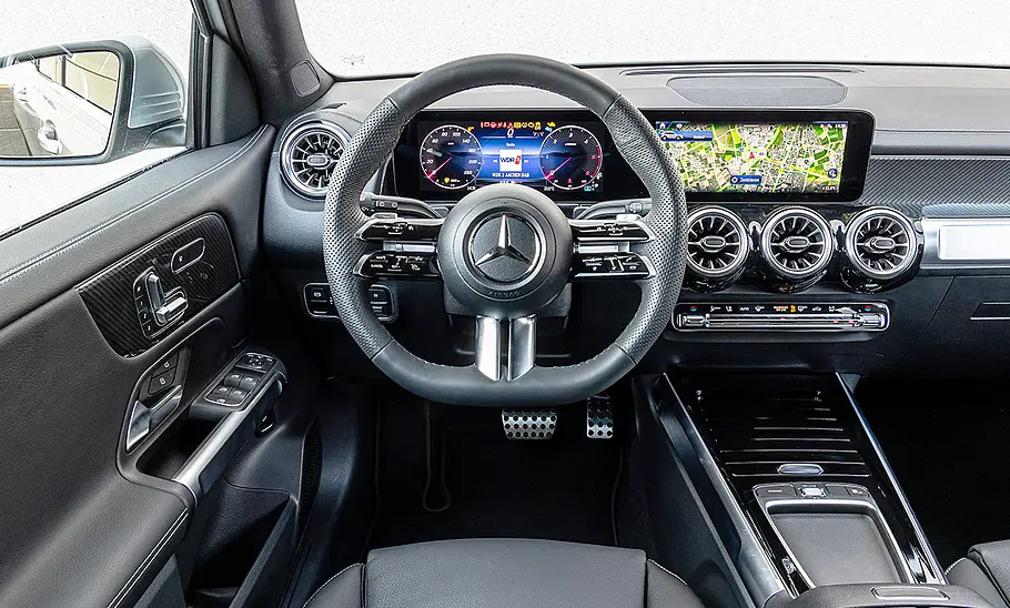 Mercedes GLB Das Cockpit des Mercedes GLB.