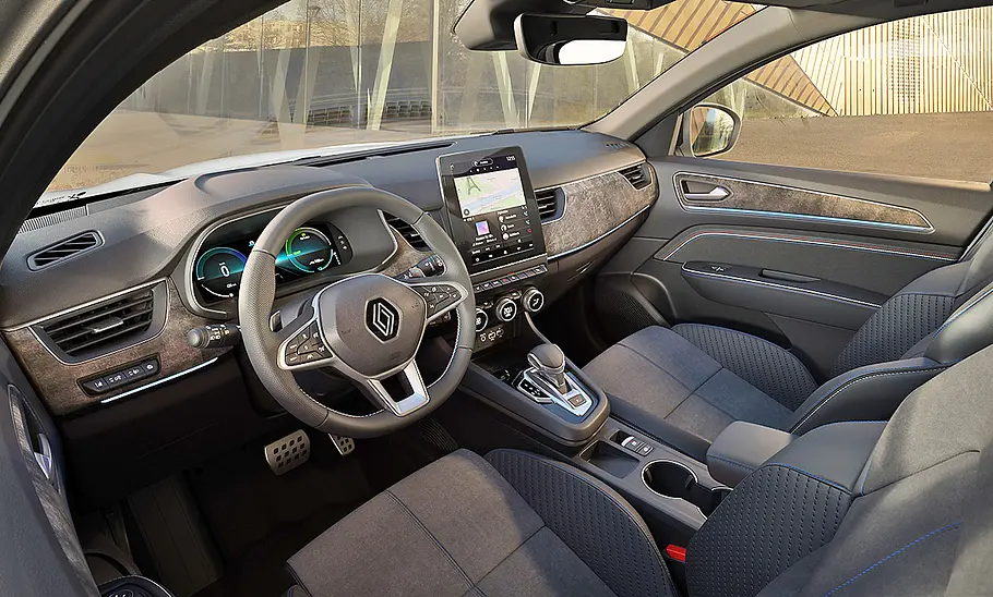 Renault Arkana Facelift (2024); Cockpit
