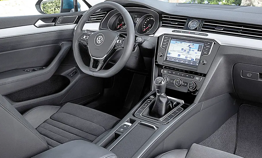 VW Passat Variant (2014) VW Passat Variant (2014); Cockpit und Fahrersitz