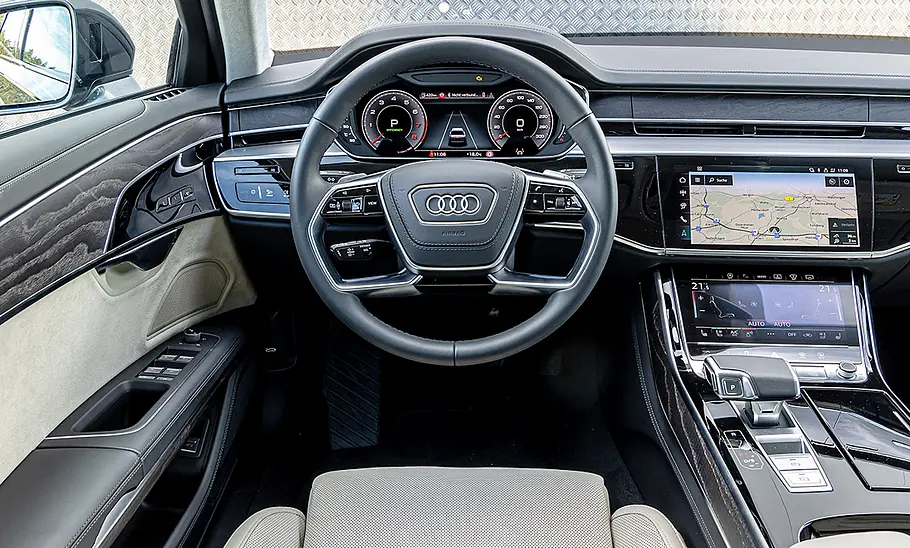Audi A8 L; Cockpit
