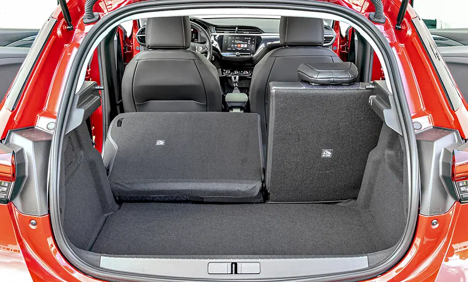 Opel Corsa (2019) Opel Corsa (2021)