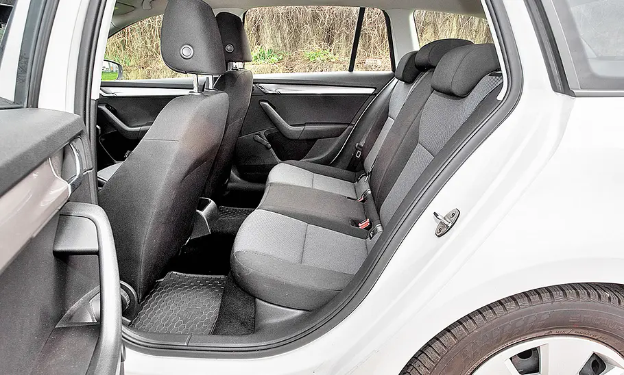 Skoda Octavia (2013) Der Fond des Skoda Octavia (2013).