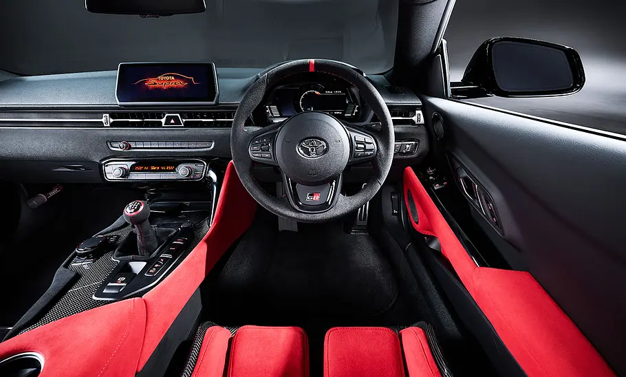 Toyota GR Supra A90 Final Edition Der Fahrersitz des Sondermodells GR Supra A90 Final Edition als Rechtslenker.