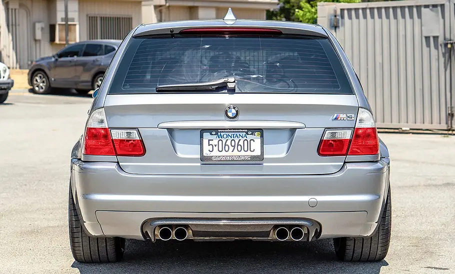 BMW 3er Touring (E46) als M3-Umbau BMW 3er Touring (E46) als M3-Umbau; statisch von hinten