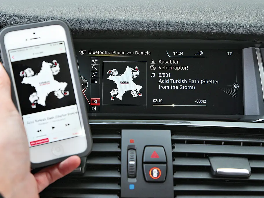 BMW X3 xDrive20d SUV Diesel Vergleichstest Connectivity