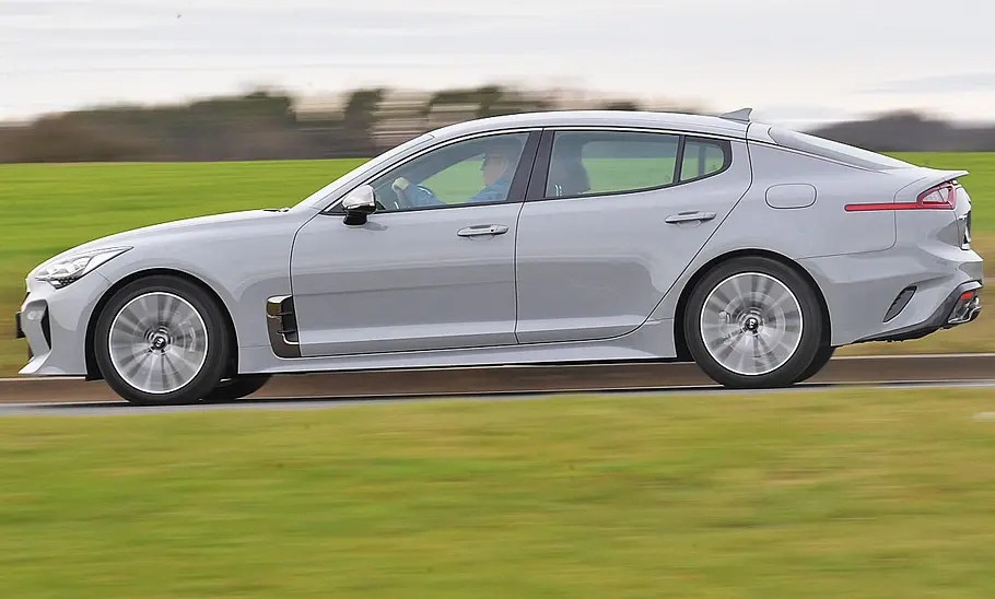 BMW 320d/Kia Stinger 2.2 CRDi/Mercedes C 220 d/Peugeot 508 BlueHDi 180:Test