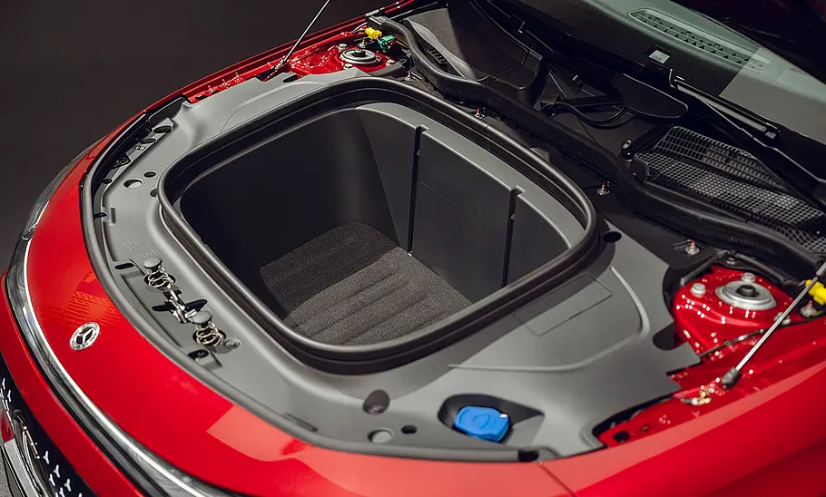 Mercedes CLA EQ (2025) Der Frunk des Mercedes CLA EQ (2025).
