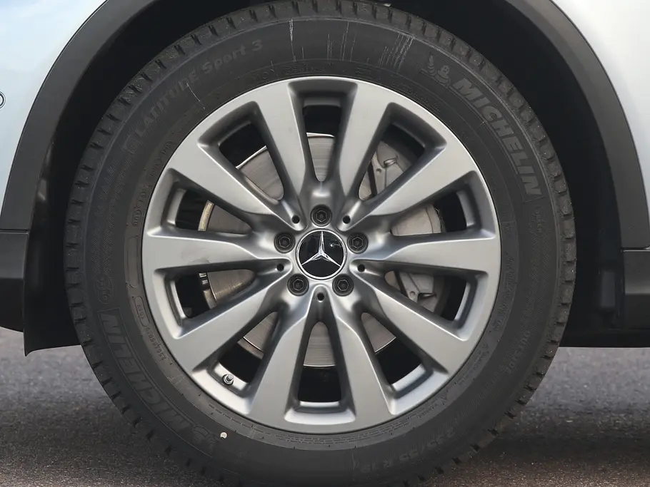 Mercedes GLC 250 d 4Matic Mercedes GLC 250 d 4Matic SUV Vergleichstest