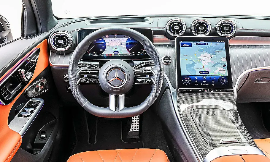 Mercedes GLC Blick auf die Armaturen im Innenraum des Mercedes GLC.