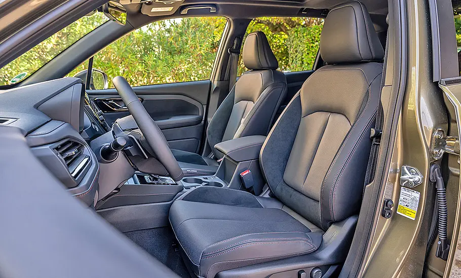 Subaru Forester (2025) Die Vordersitze des Subaru Forester (2025).