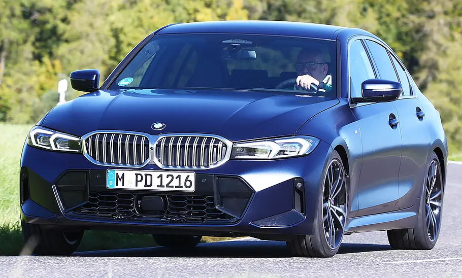 BMW 330i