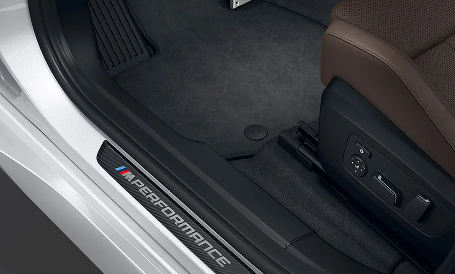 BMW X3 M Performance BMW X3 M Performance: weiß Einstiegsleiste