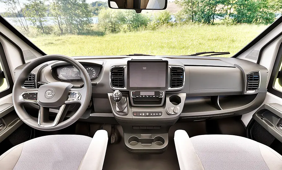 Das Cockpit des Carado V339 (2025).