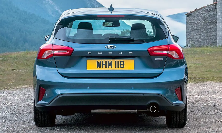 Ford Focus (2019); statisch von hinten